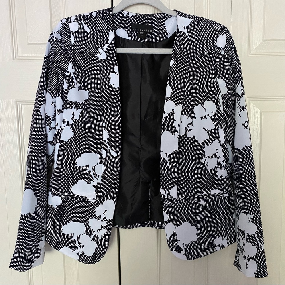 Attention Floral Formal Blazer